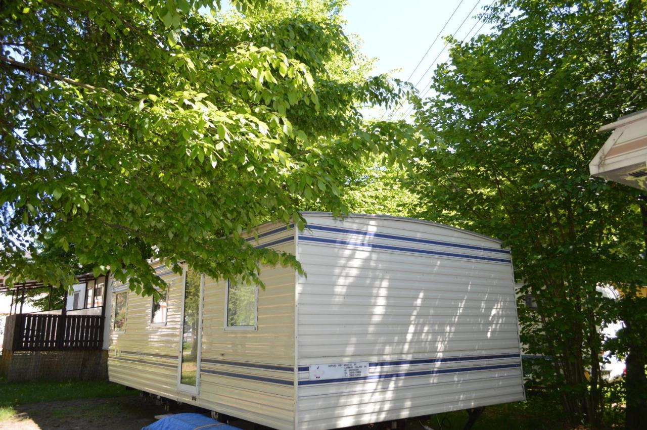 Mobilheim Kemp Rožnov pod Radhoštěm Extérieur photo