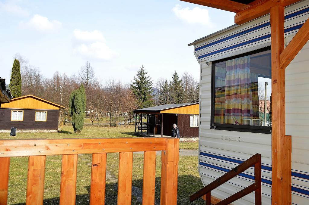 Mobilheim Kemp Rožnov pod Radhoštěm Extérieur photo